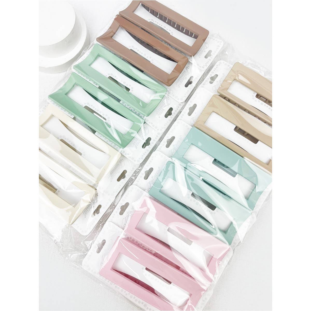 Soft Tone Cut Out Rectangle Shape Hair Claw