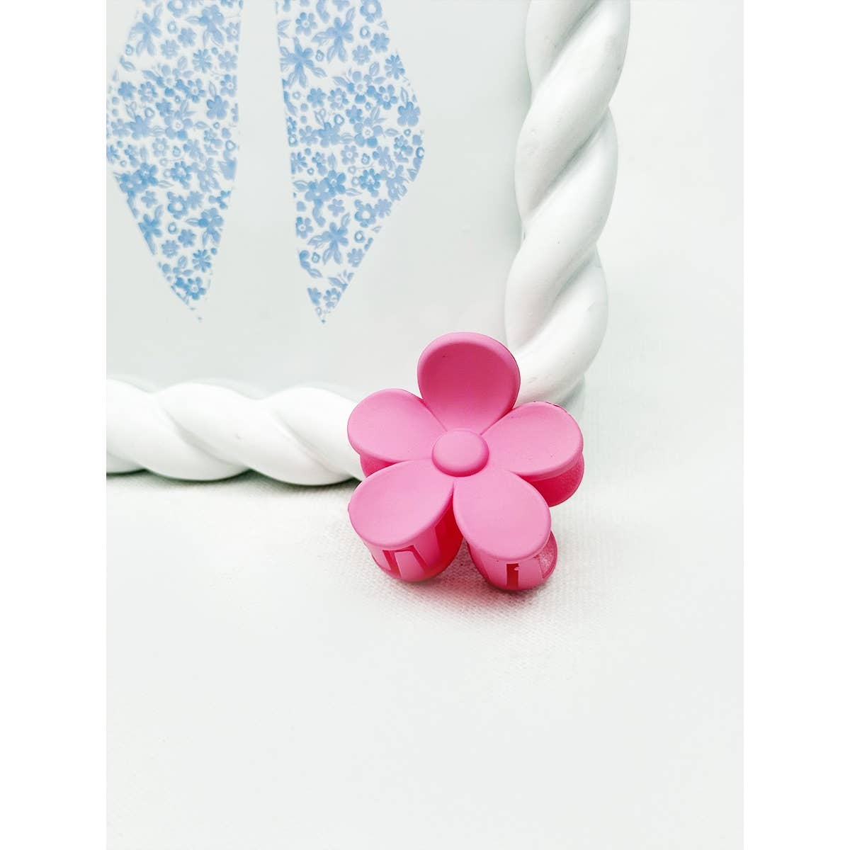 Mini Daisy Flower Hair Claw